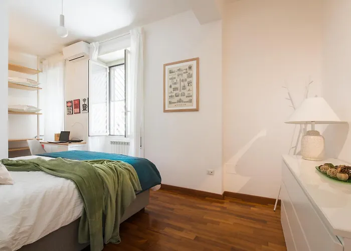 Line 8 House Apartmán